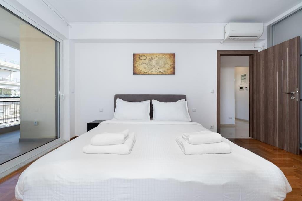 Seaside Breeze - 2 Bdrm In Palaio Faliro - Sea View Athènes