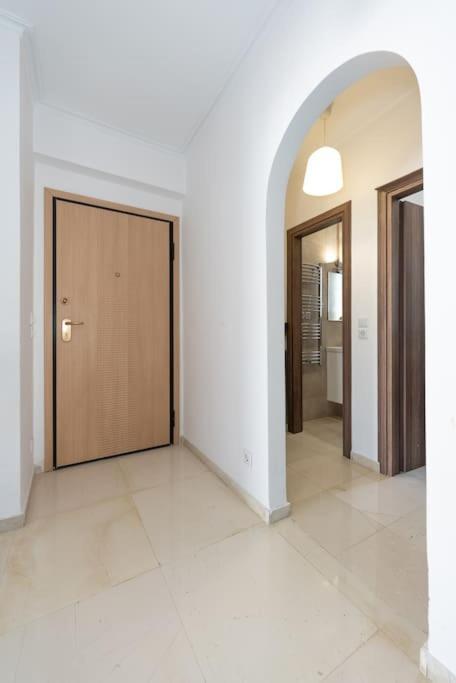 Seaside Breeze - 2 Bdrm In Palaio Faliro - Sea View Appartement Athènes