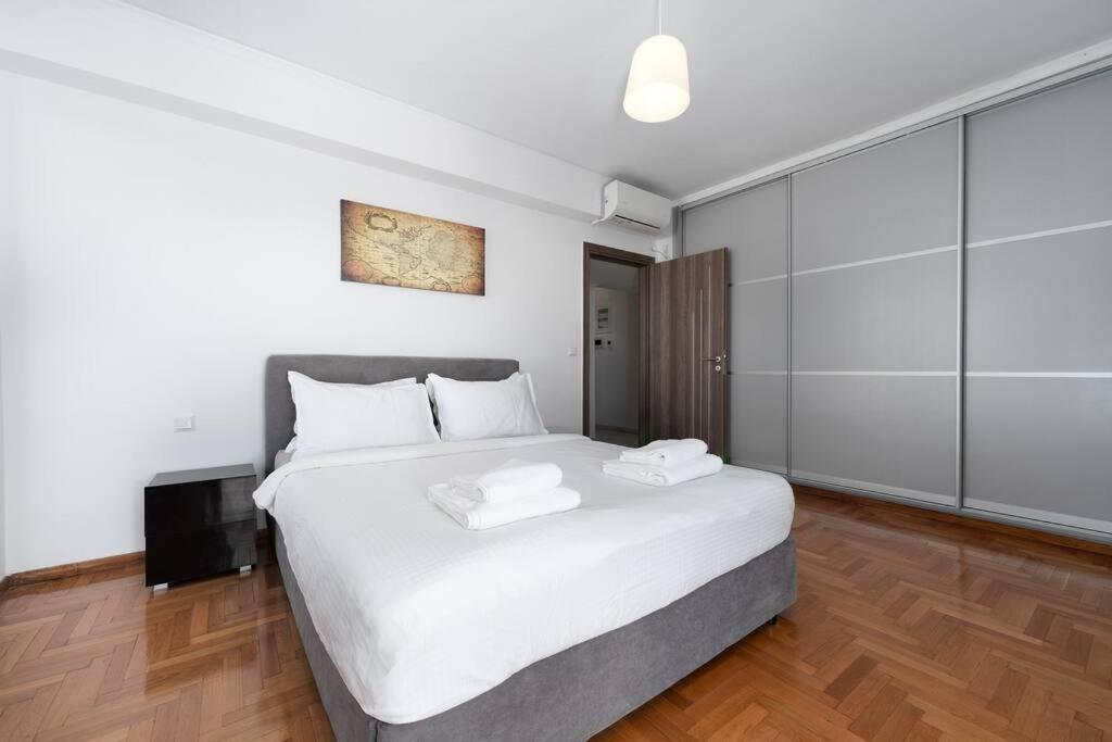 Seaside Breeze - 2 Bdrm In Palaio Faliro - Sea View Appartement Athènes