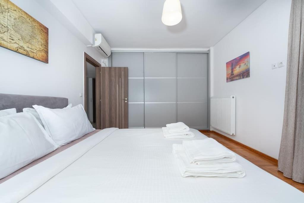 Seaside Breeze - 2 Bdrm In Palaio Faliro - Sea View * Αθήνα