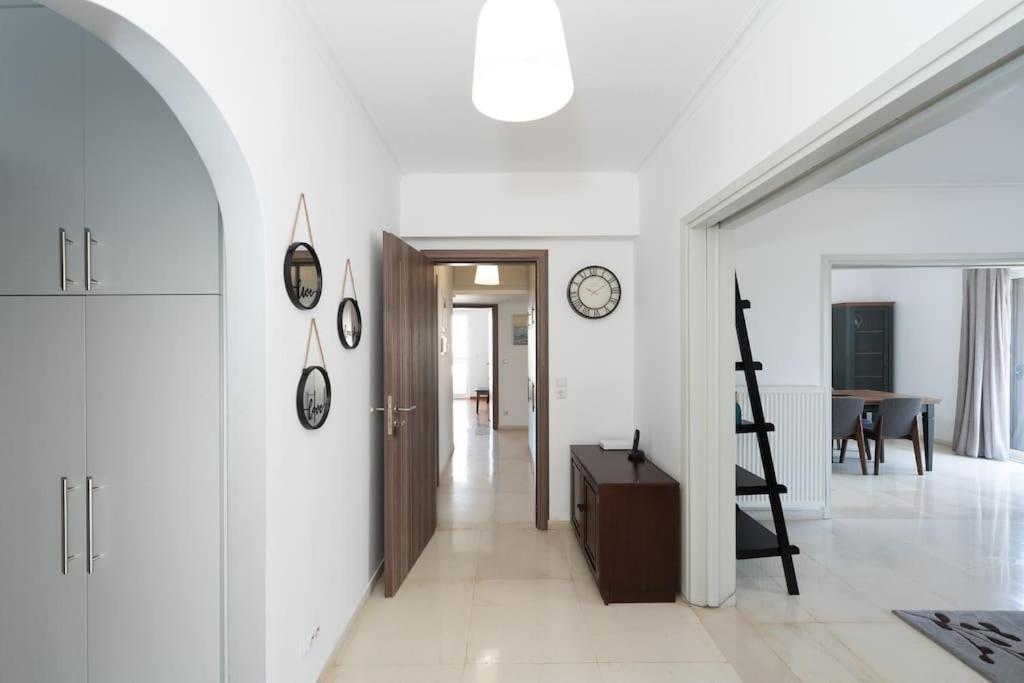 Διαμέρισμα Seaside Breeze - 2 Bdrm In Palaio Faliro - Sea View *