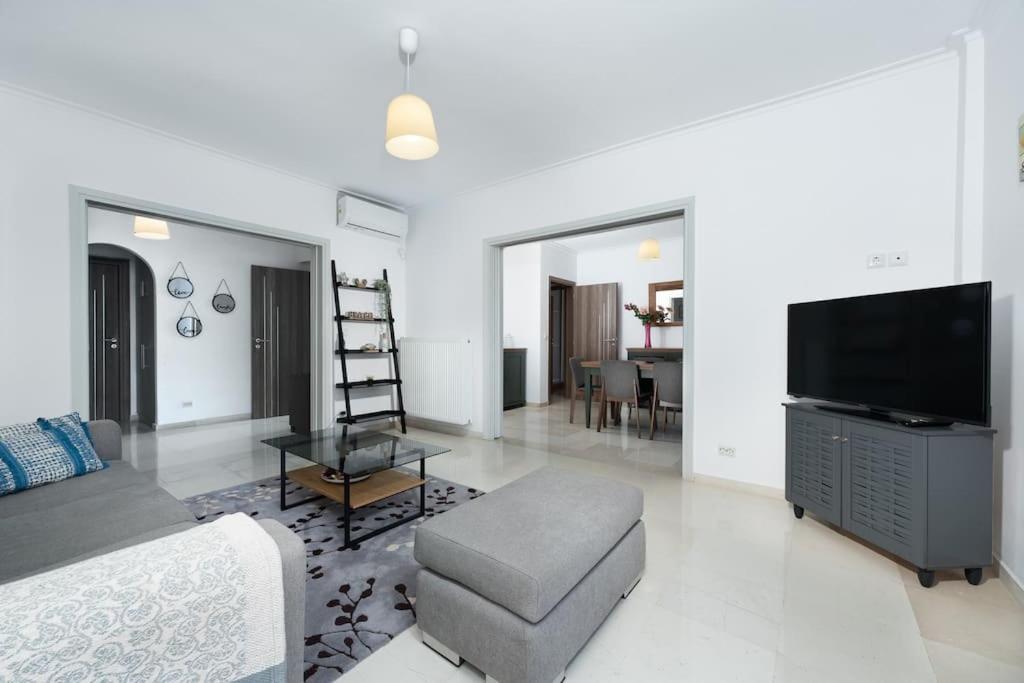 Seaside Breeze - 2 Bdrm In Palaio Faliro - Sea View Διαμέρισμα